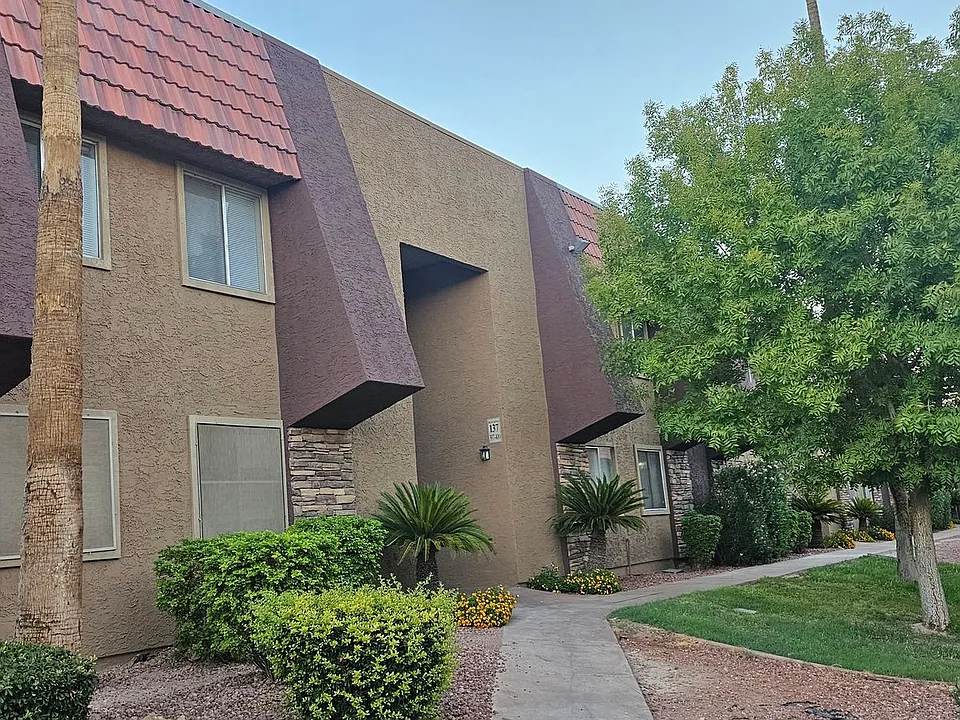 5332 River Glen Dr #398