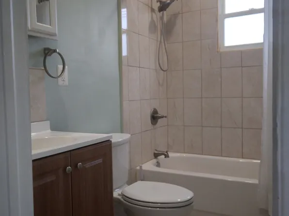 63 E Somerset St #1, Raritan, NJ 08869