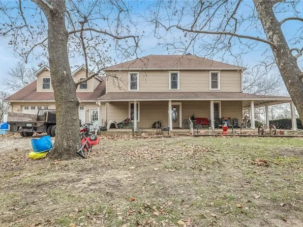 19086 High Prairie Rd, Leavenworth, KS 66048