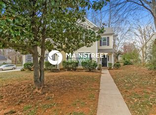 7838 Ambleside Dr, Charlotte, NC 28216