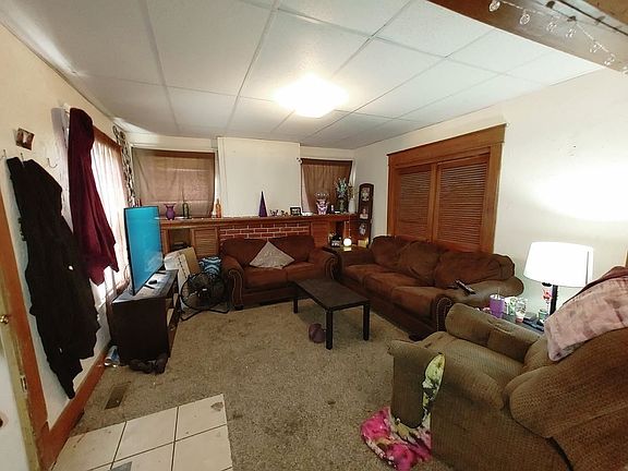2nd image of 1002 N 4th St