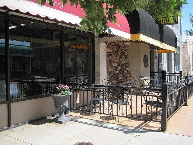 Close to local eateries