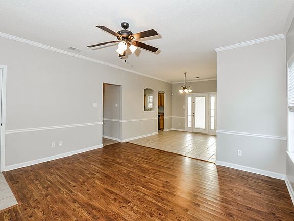 5th image of 120 Penny Ln