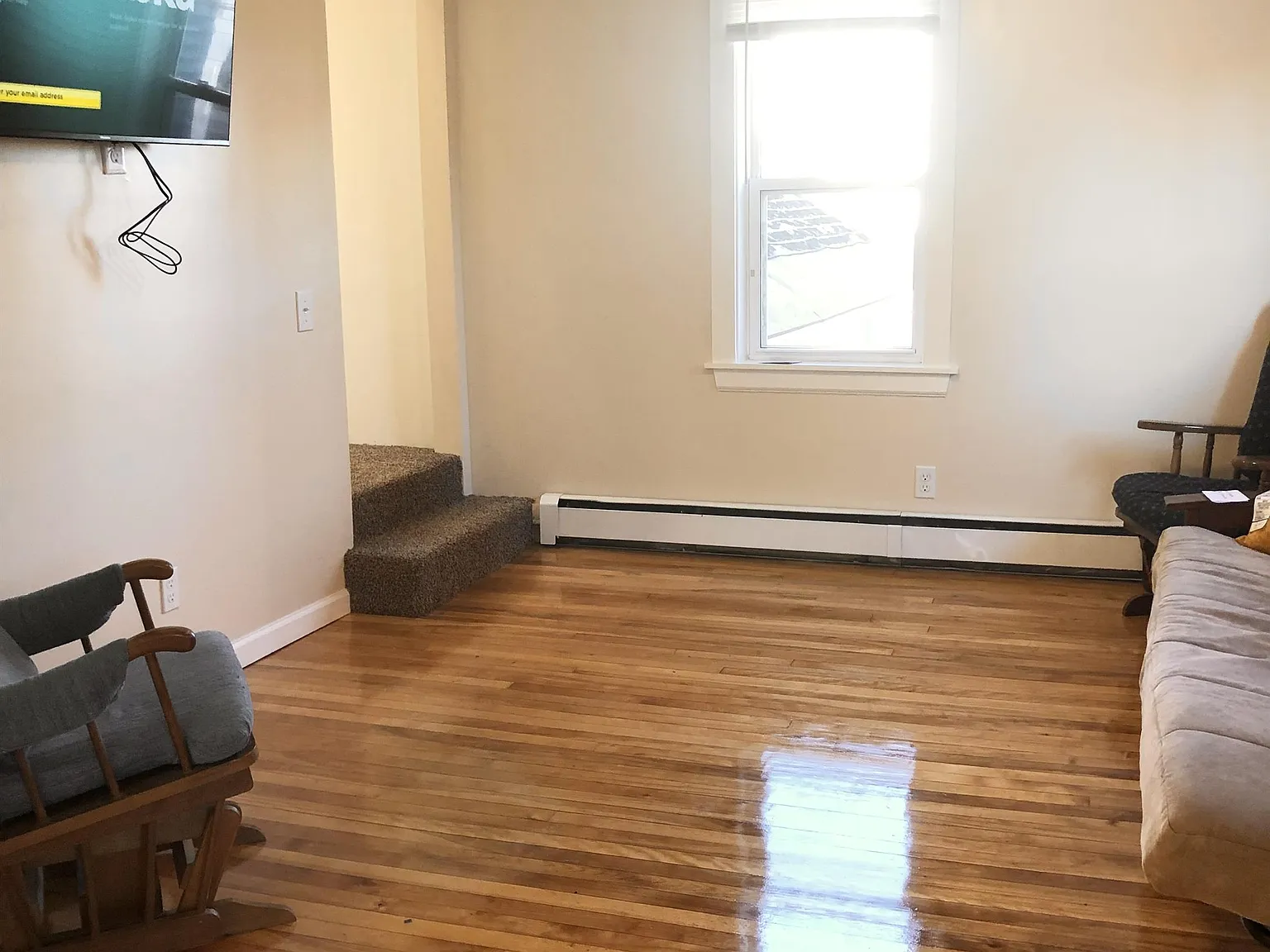 296 Turner St. - Room for rent — Photo 4