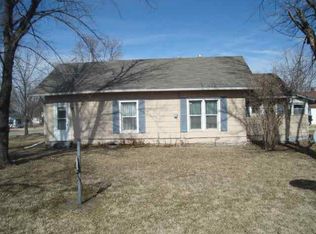 104 N Forrest St, Douglass, KS 67039