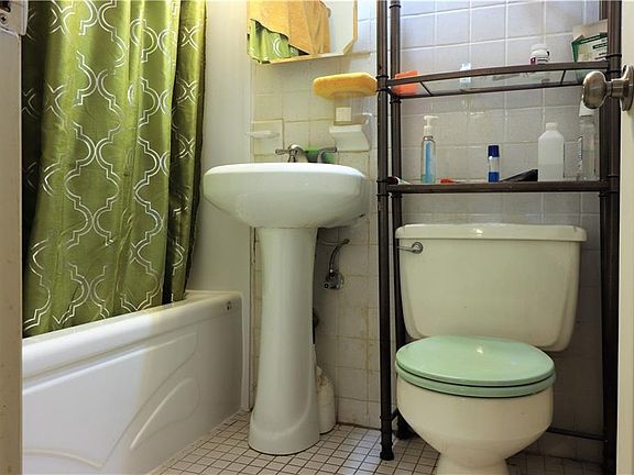 4th image of 2550 Olinville Ave APT 9H