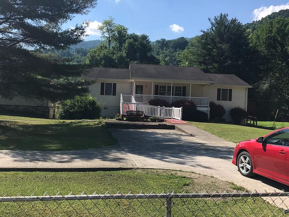 1st image of 123 Kelly St