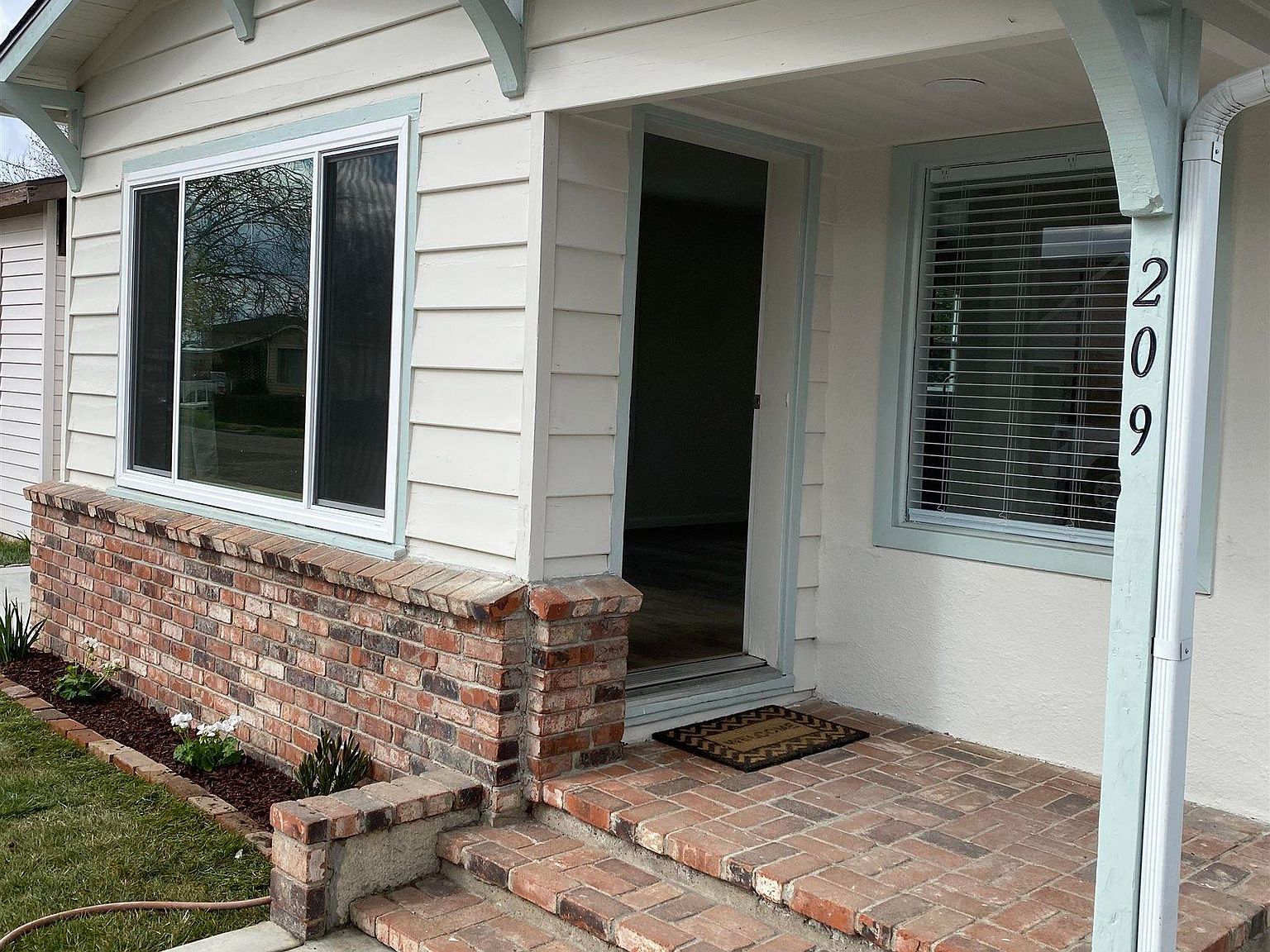 209 4th St, Isleton, CA 95641 Zillow