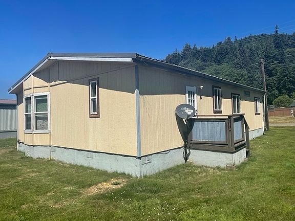 4th image of 502 Frontier St #14