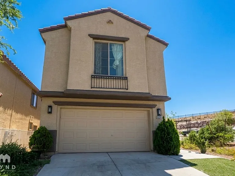 5233 Kendall Ridge Ct — Photo 1