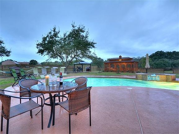 4th image of 191 Teal Ln