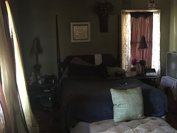 4th image of 4028 College Ave