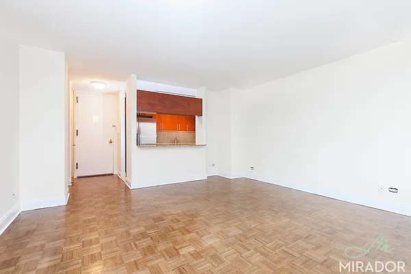 Rented by Mirador Real Estate | media 16