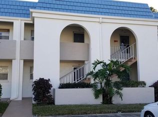 1975 W Bay Dr APT 207, Largo, FL 33770