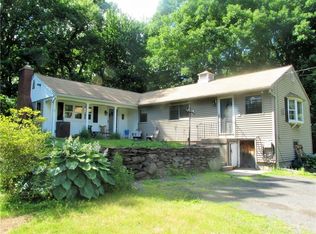 137 Mapleview Rd, Wallingford, CT 06492