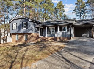604 Colchester Dr, Knightdale, NC 27545