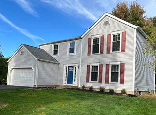 5682 Kentfield Dr, Dublin, OH 43016