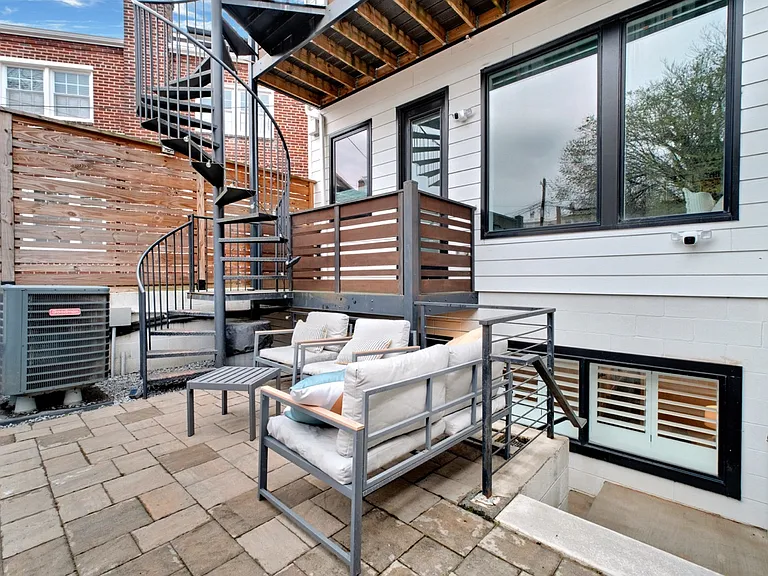 1419 Upshur St NW #1 — Photo 27