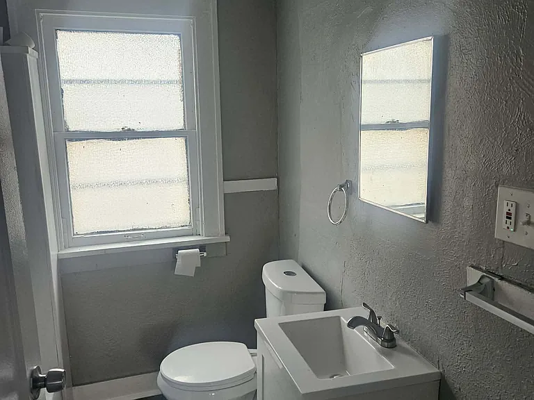 974 E 143rd St #1 — Photo 9