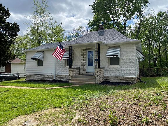 2nd image of 8806 Corwin Dr