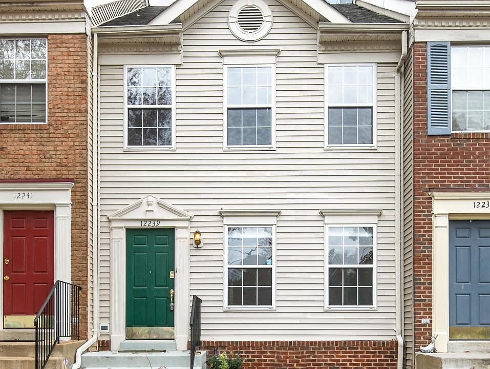 1st image of 12239 Harbor Town Cir