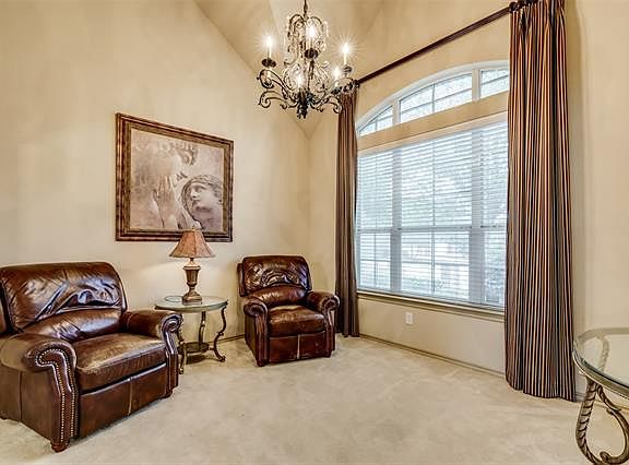 5th image of 1313 Constance Dr