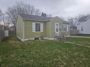 302 12th St NE, Austin, MN 55912