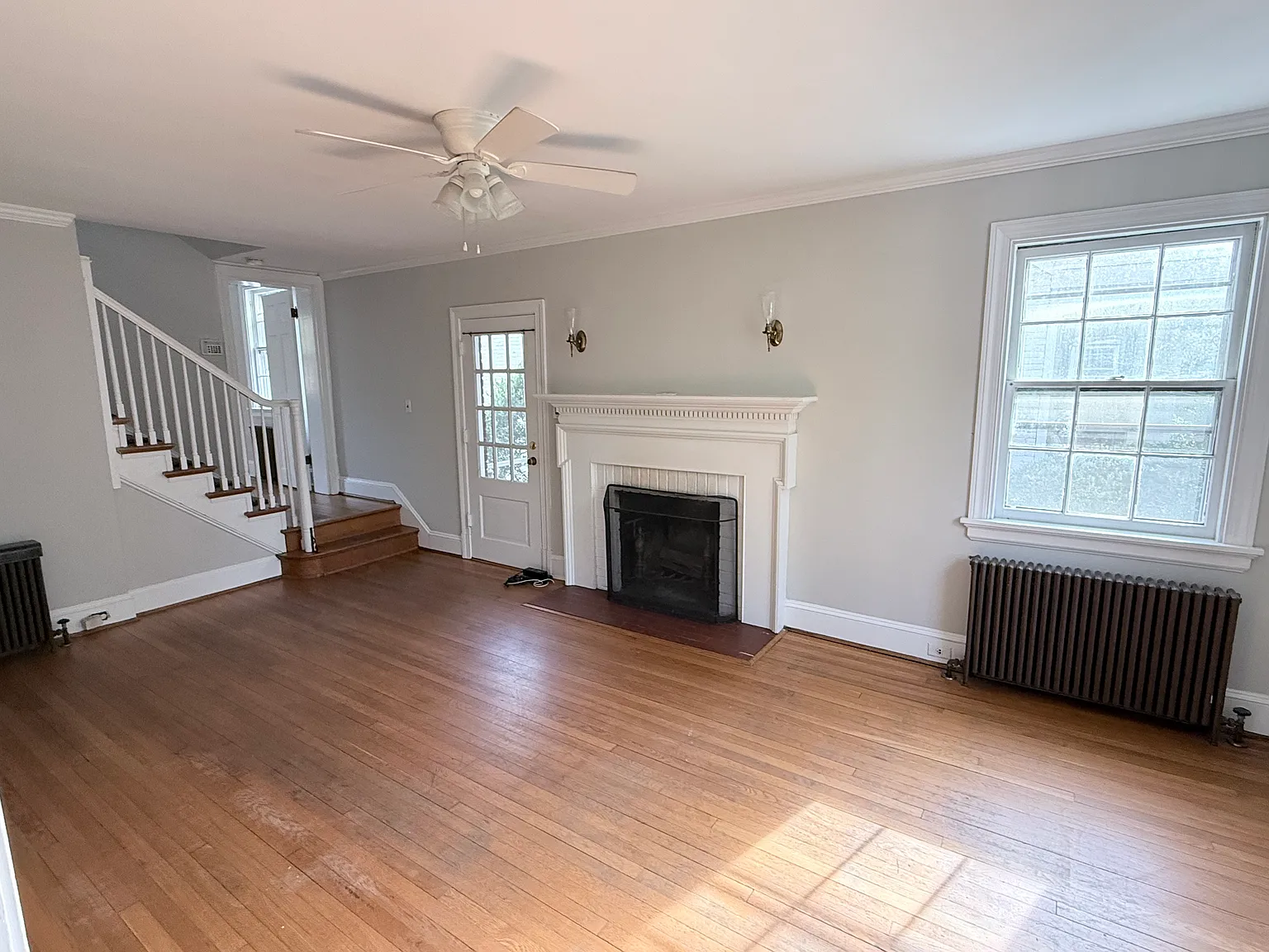 4 bed, 1734 sqft, $2,900 — Photo 3