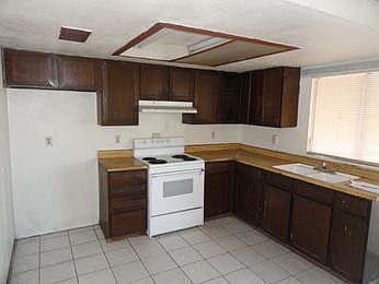 2nd image of 8826 W Heatherbrae Dr