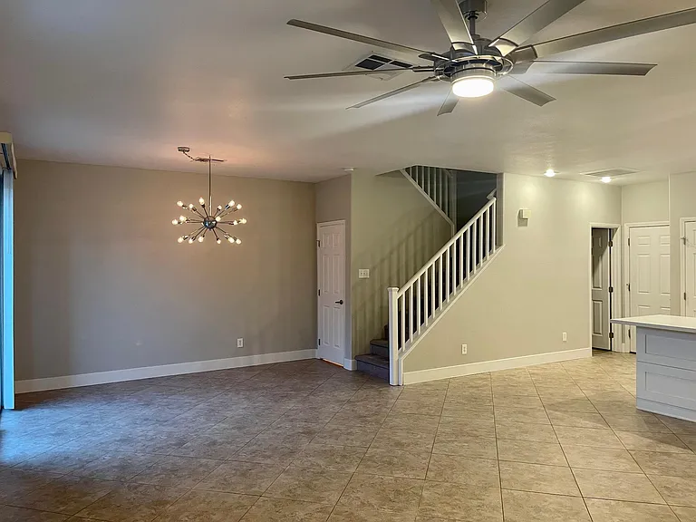 1359 Grass Creek Ave #2 — Photo 5