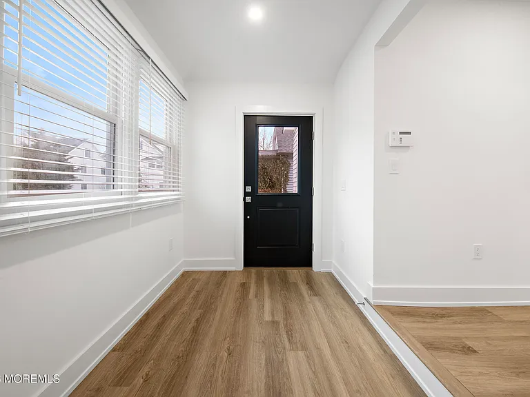 427 Hoyt St — Photo 18
