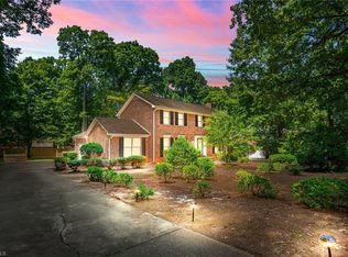3617 Friendly Acres Dr, Greensboro, NC 27410