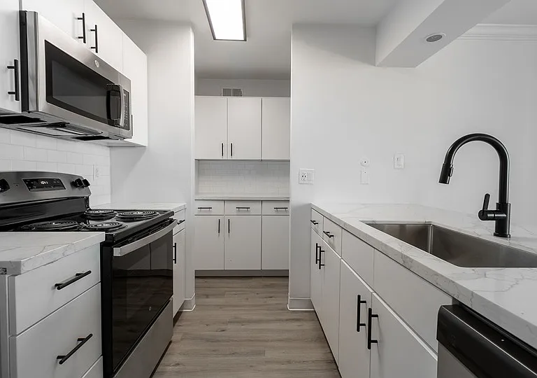 ReNew on Merritt — Photo 23