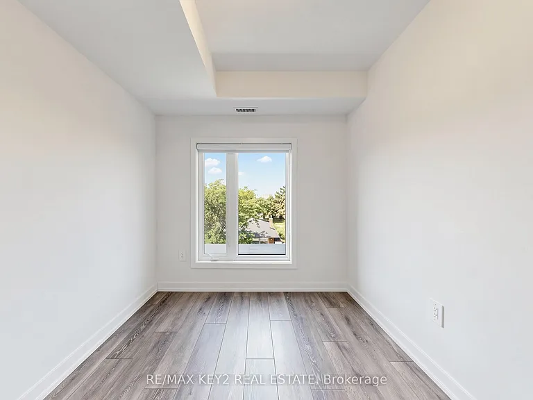 1670 Victoria Park Ave #213 — Photo 15