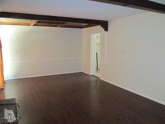 4th image of 15734 Saticoy St