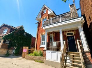 1960 Davenport Rd #101, Toronto, ON M6N1C2
