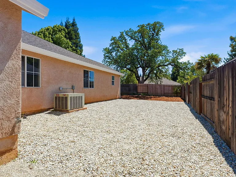 6245 Gold Hills Ct — Photo 14