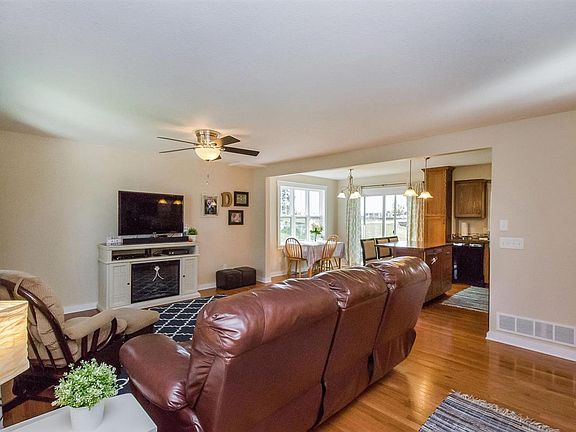 4th image of 508 Henry St