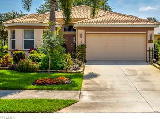 2096 Oxford Ridge Cir, Lehigh Acres, FL 33973