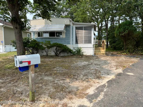 3 Ermine Court, Whiting, NJ 08759