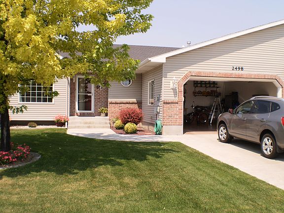 3rd image of 2498 Brandon Dr