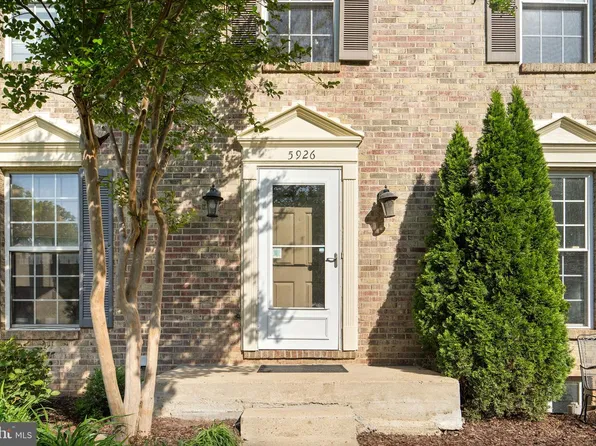 5926 Powells Landing Rd, Burke, VA 22015