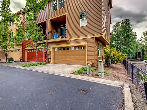 2nd image of 5655 NE Orenco Gardens Dr
