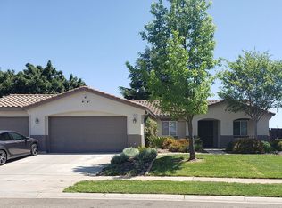 4445 McRoberts Dr, Mather, CA
