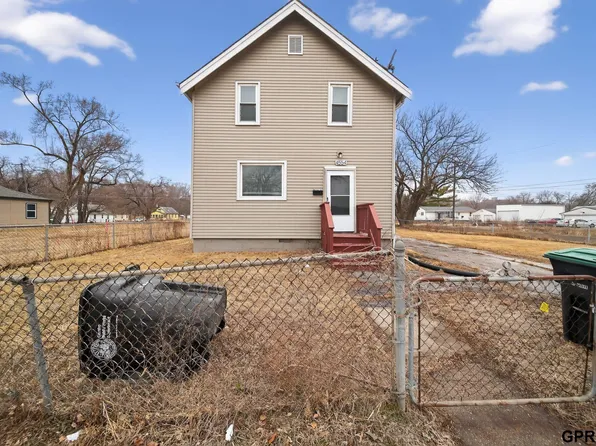 4554 N 16th St, Omaha, NE 68110