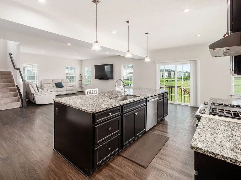 589 Melick Dr #1 — Photo 27
