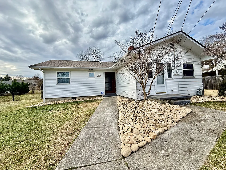 109 Packer Rd