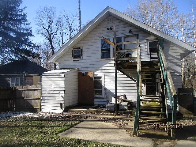 2nd image of 711 Vann St