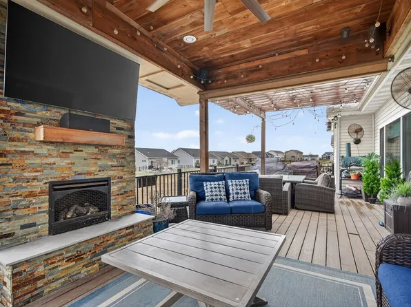 500 SE 14th St, Grimes, IA 50111