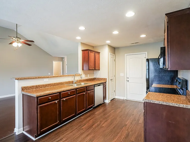 1010 Shallow Water Way — Photo 7
